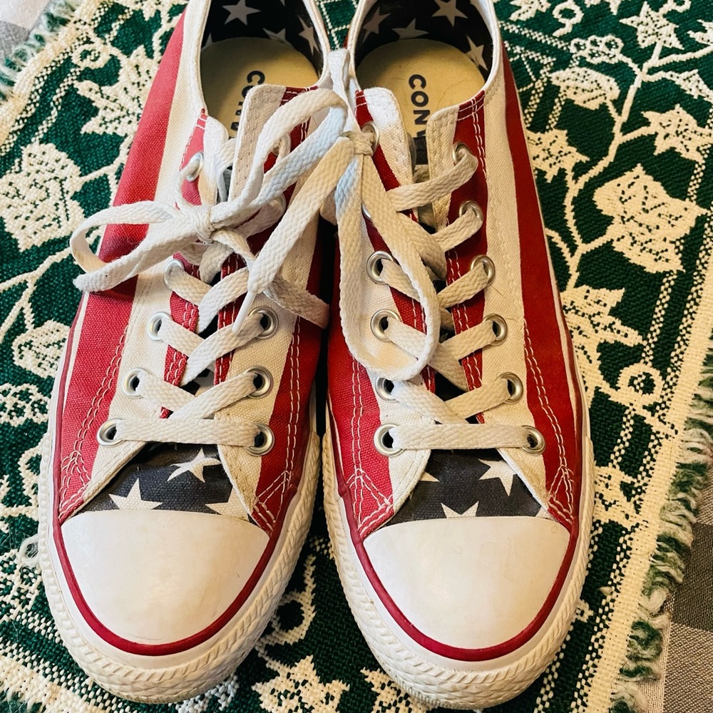 Converse Red, White and Blue Sneakers-7.5 M/9.5W